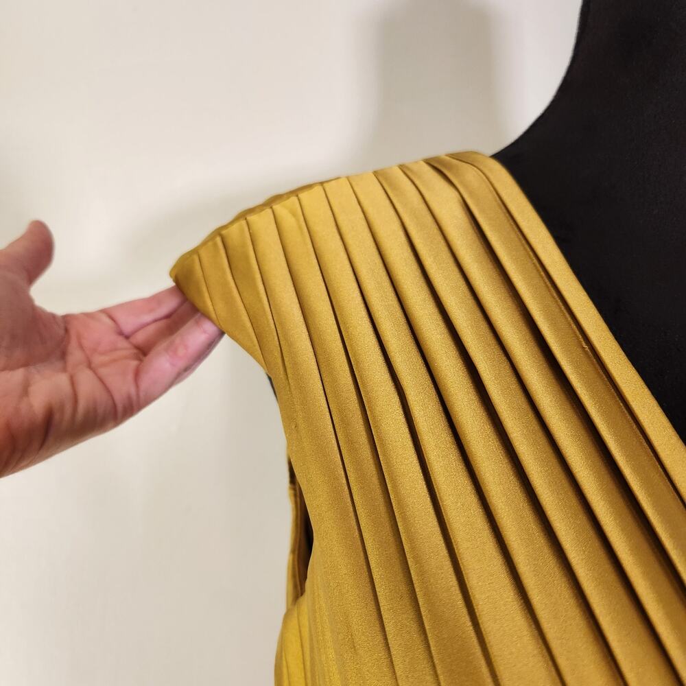IEENA MAC DUGGAL NWT Pleated Cap Sleeve Chartreuse Dress 26483, Size 10 - Picture 10 of 15